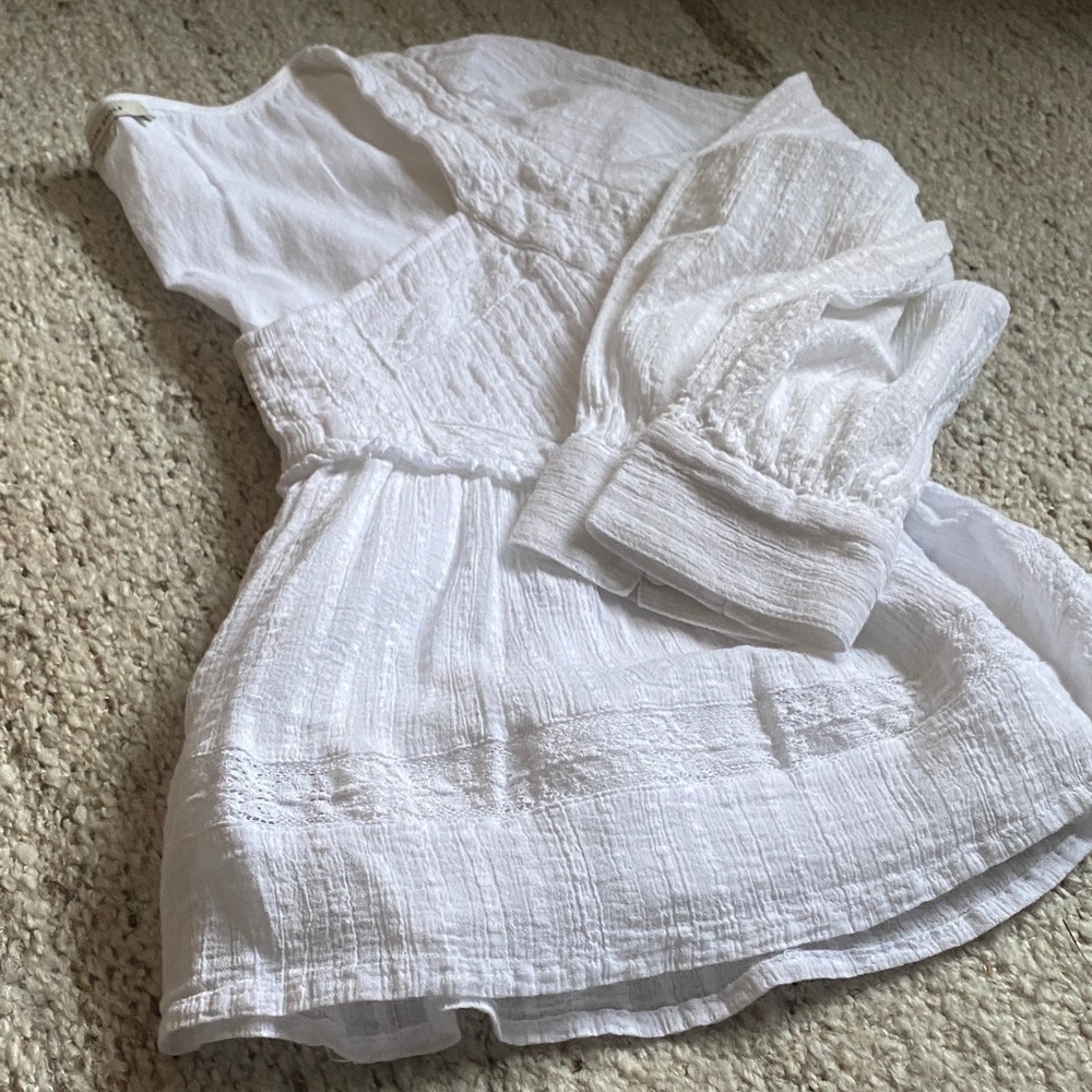 American Eagle Outfitters White Textured Blouse